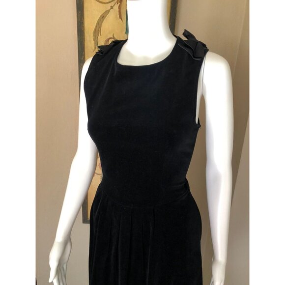 Black Velvet Dress, 80s Formal Dress, Goth Dress, 80s Prom Dress - Picture 3 of 9